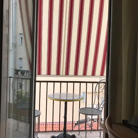 International Bed and Breakfast 4*