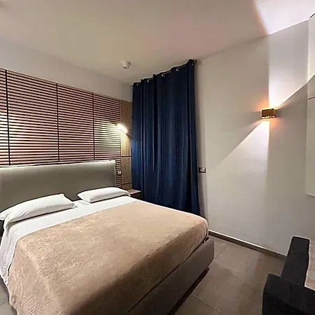 Bed and breakfast International 4*