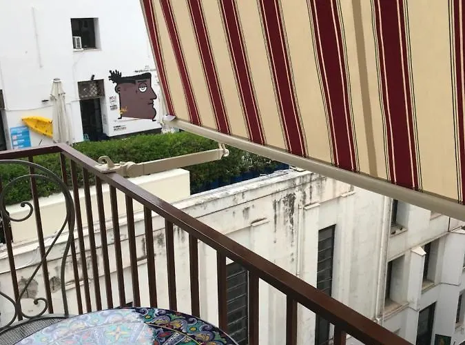 International 4* Napoli