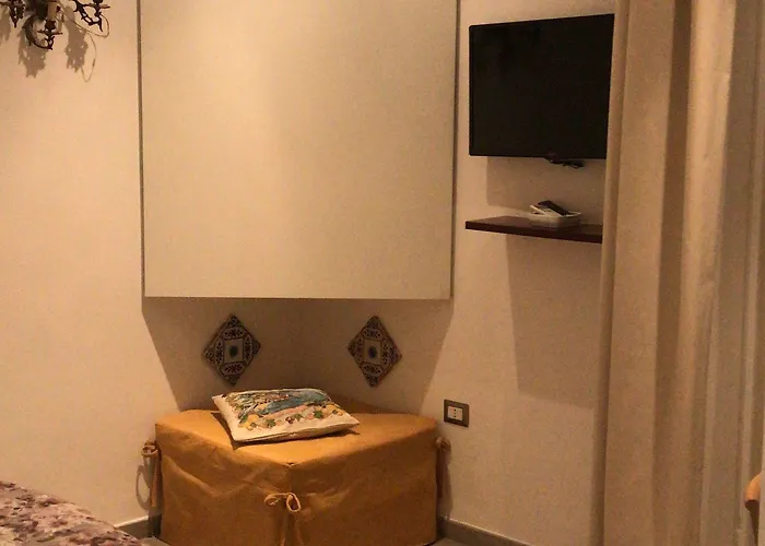 International Napoli