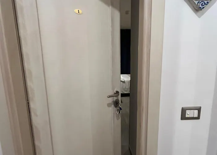 International Oda ve Kahvaltı Napoli