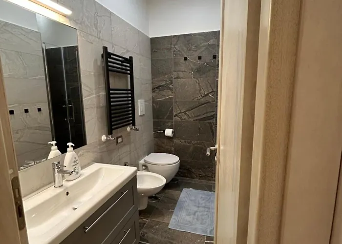 International Oda ve Kahvaltı 4*