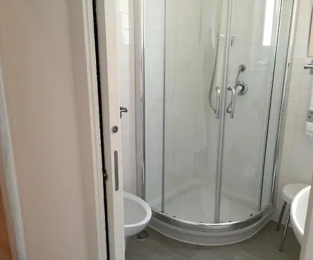 International Alojamento de Acomodação e Pequeno-almoço Nápoles